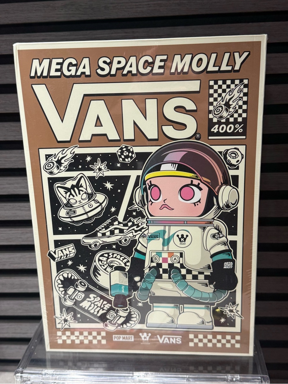 Vans Mega Space Molly Box Artwork – Black & Cream
